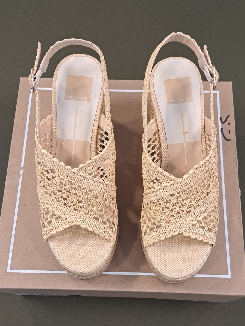 Dolce Vita Dexler Wedges LT Natural Woven Raffia - Color: Tan - Size: 8 - Picture 2 of 10